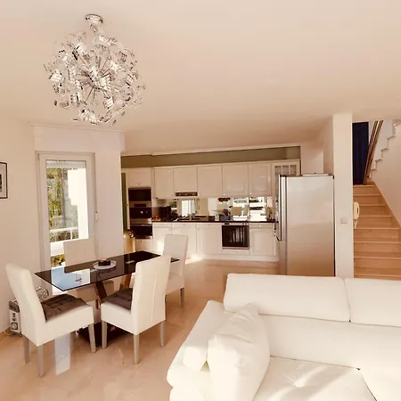 Apartman Perla *